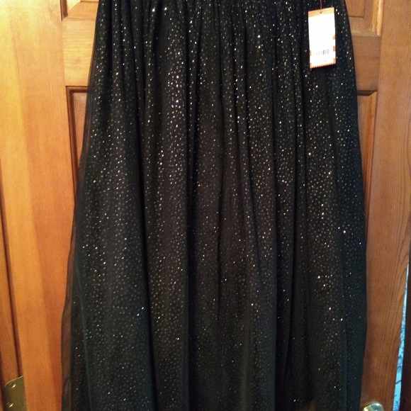 Cat & Jack black Maxi sparkle skirt - Picture 2 of 7